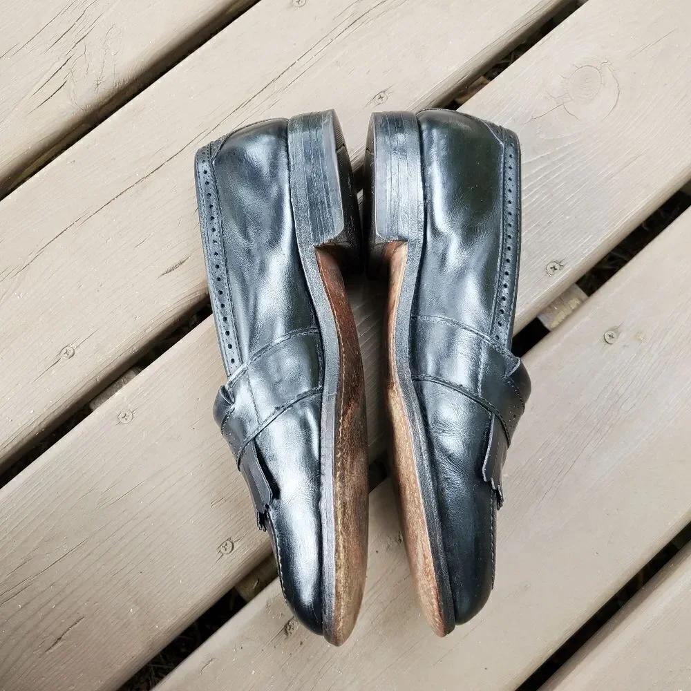 Vintage 80s Retro Preppy Acadamia Black Leather Kiltie Fringe Brogue Loafers 8.5